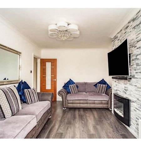 2 Bed - Walking Distance To Harry Potter Studio Watford  Eksteriør billede